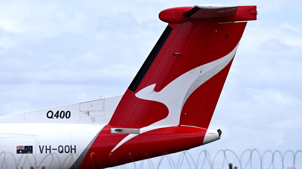 qantas sackings