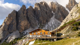 dolomites hike