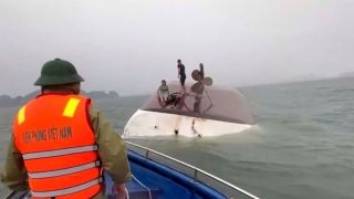 Vietnam boat capsize